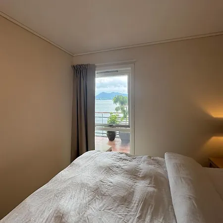 With Balcony Right By The Sea